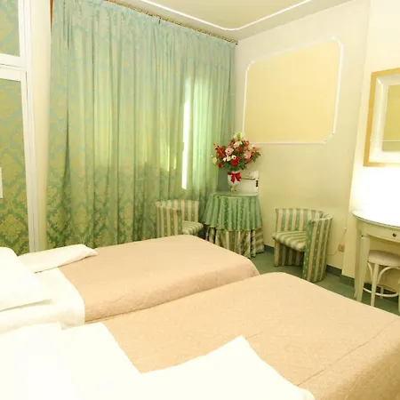 Hotel The Colosseum Attic Private Terrace Rome